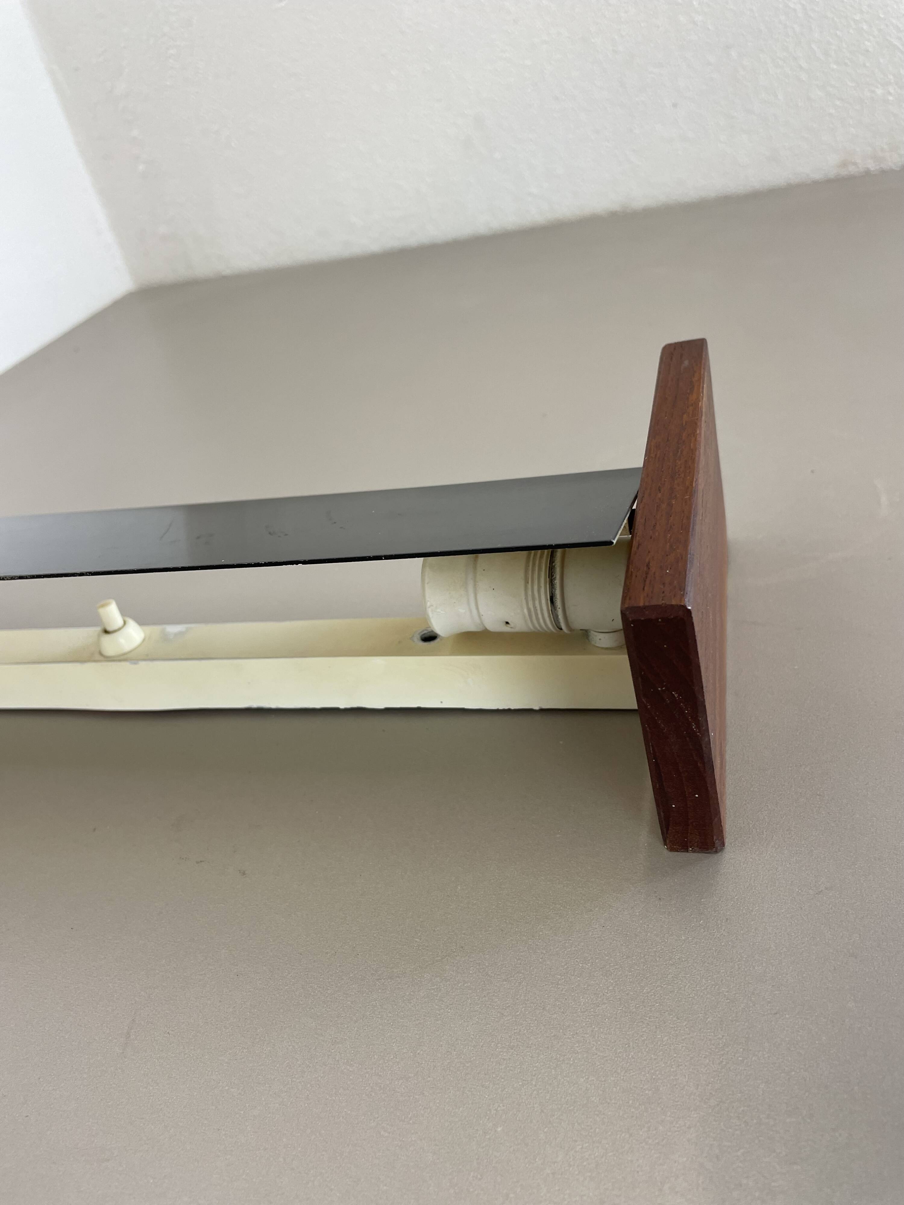 cubic Large 38cm Teak and Metal adjustable wall light element, Germany 1950s