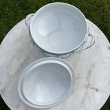 Iron earth tureen Provence model