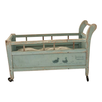 Doll's bed, trailer bed