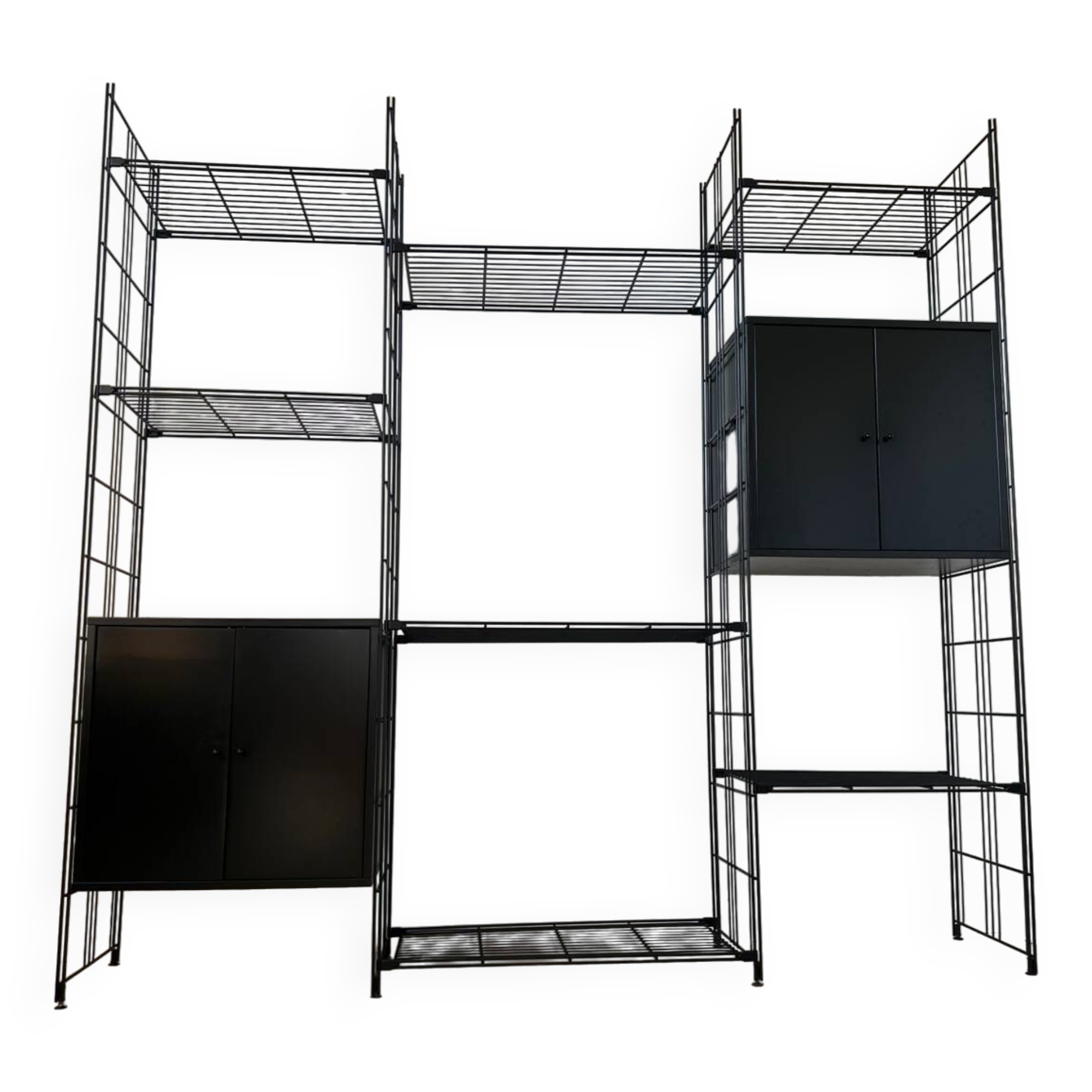 Ancienne étagère bibliothèque en métal noir grillagé modulable design des années 80 vintage
