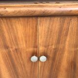 Simple and elegant 1950s bar