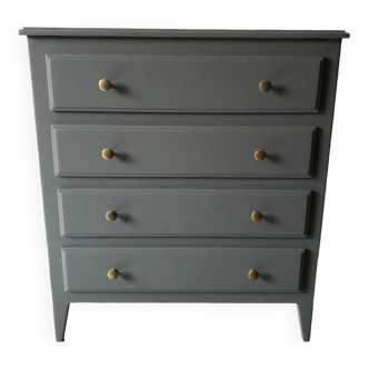 Antique chest of drawers