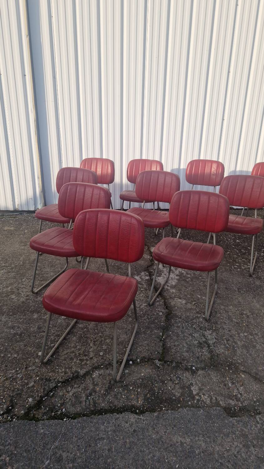 Set of 10 vintage US chairs