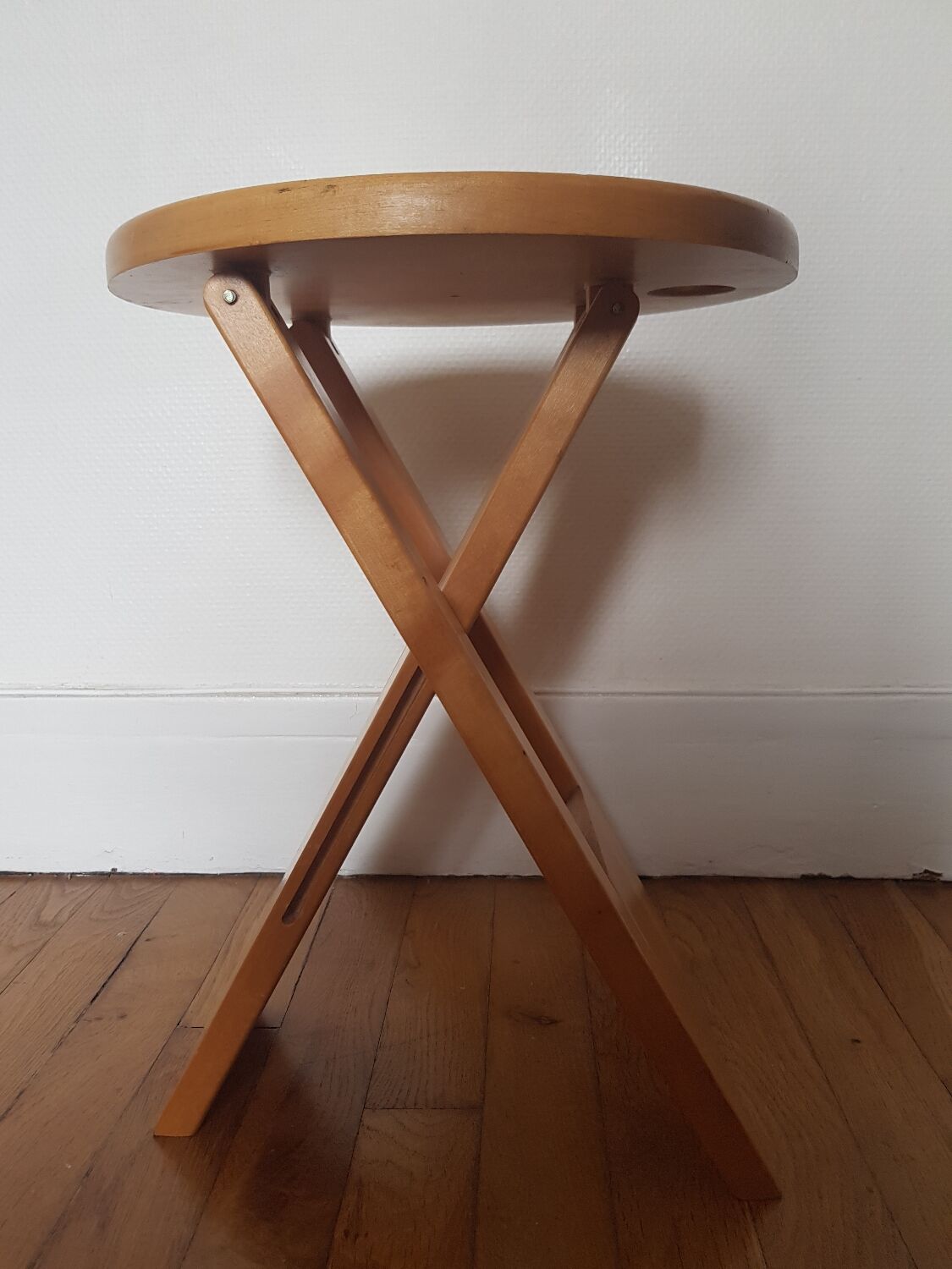 Suzy stool by Adrian Reed