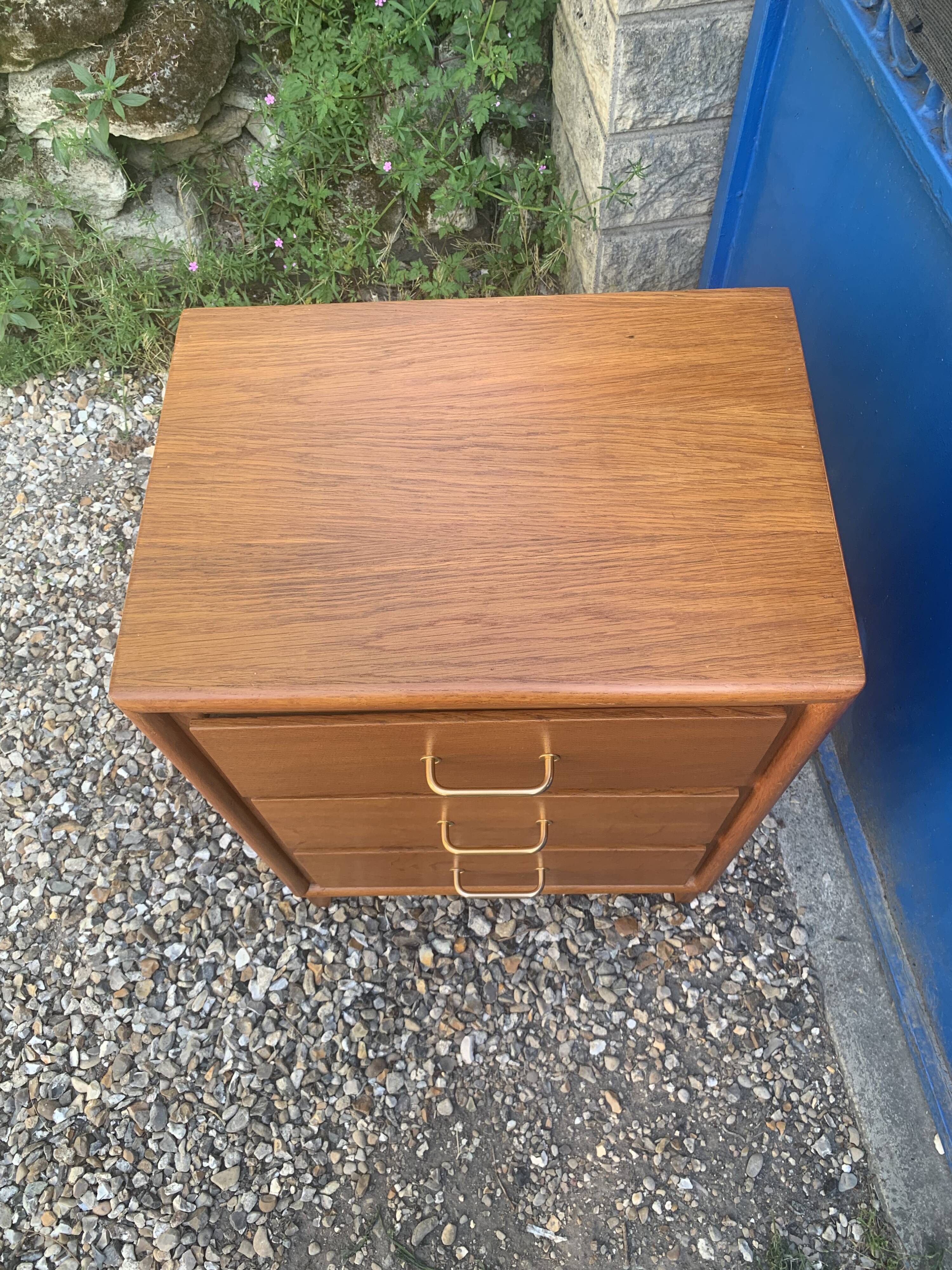 Vintage chest of drawers with oak compass legs, 1950s
