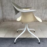 Swag Leg chair (1958), design George Nelson, Herman Miller edition
