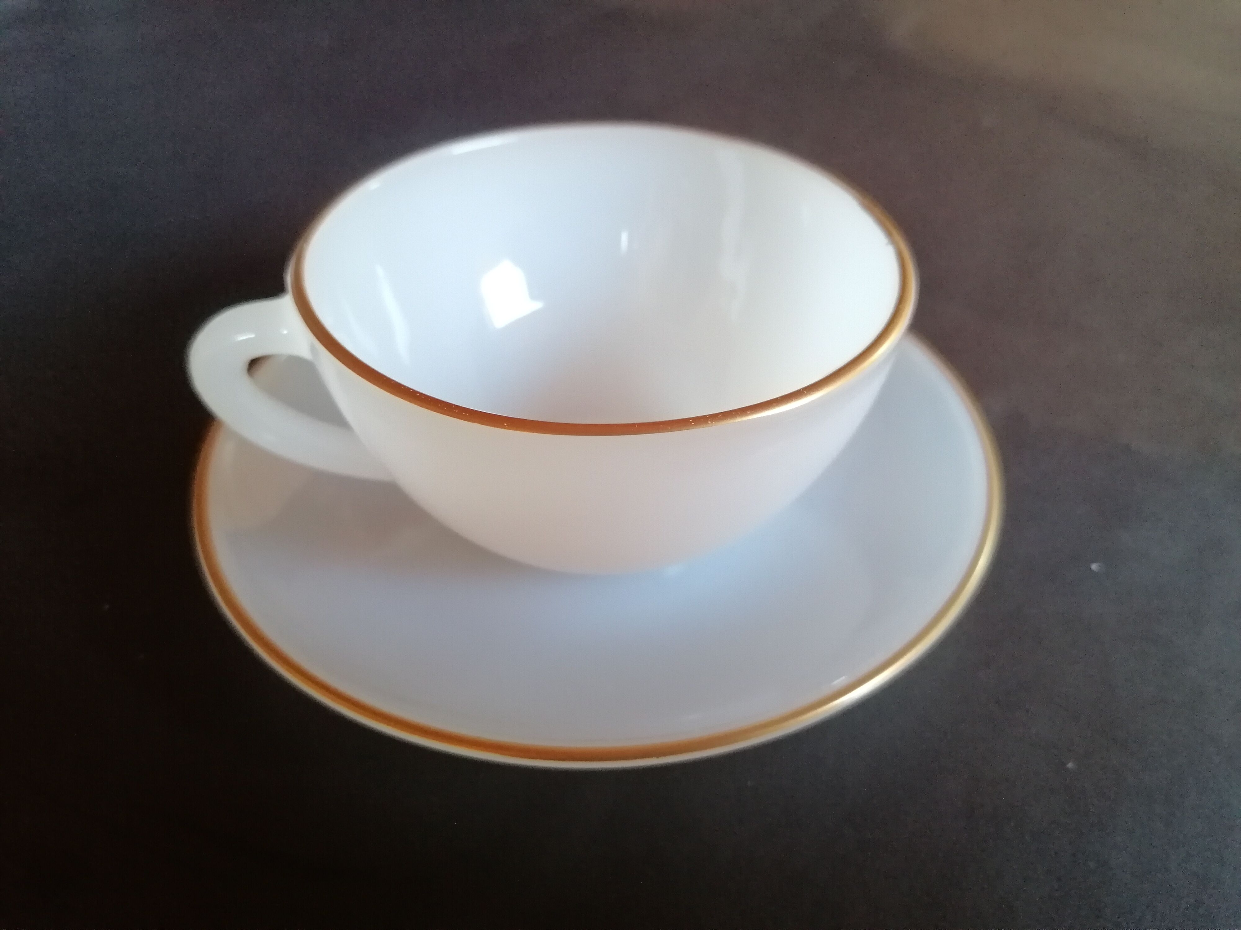 6 cups arcopal white opaline