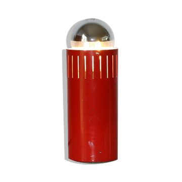 Lampe cylindrique rouge ajourée