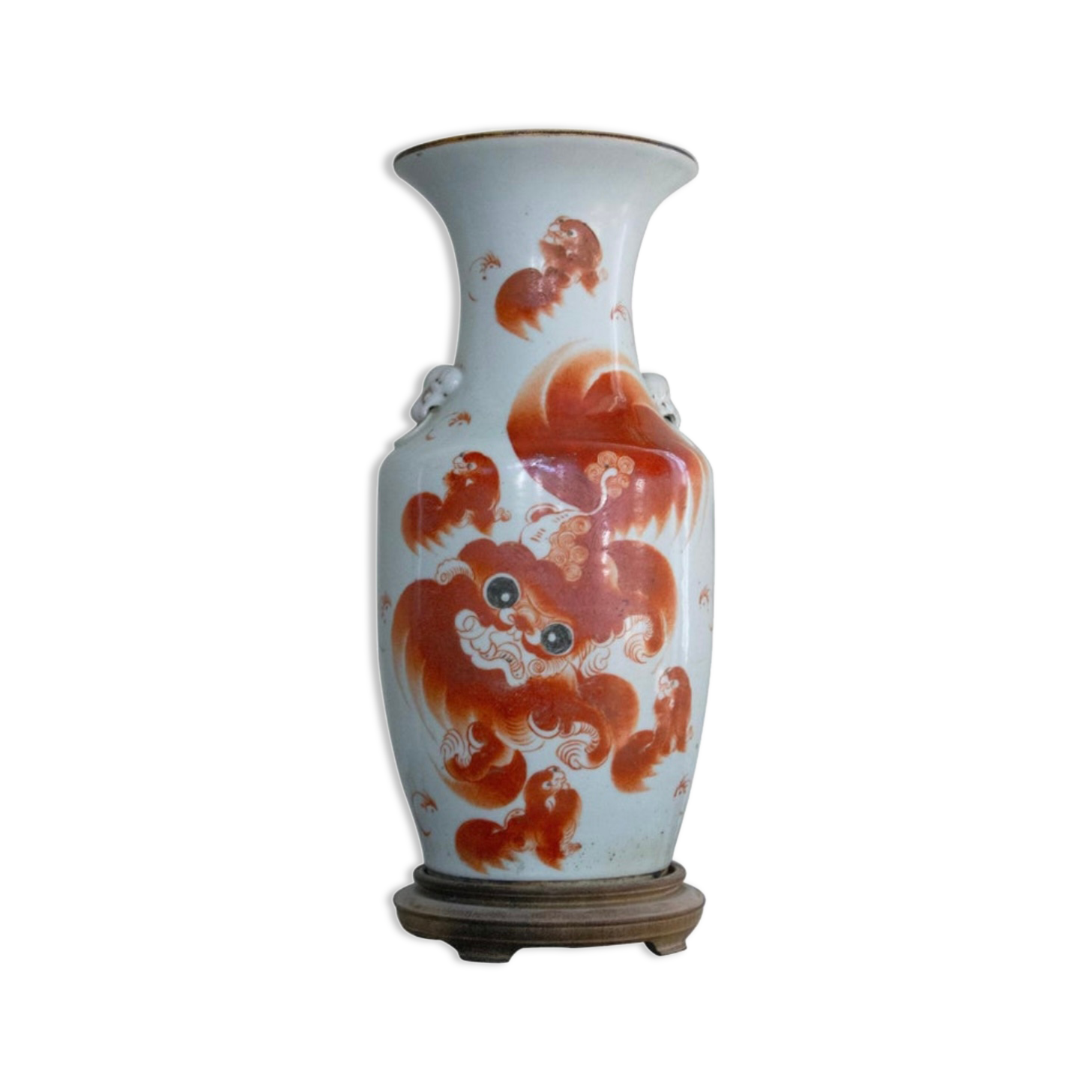 Balustre vase, White porcelain, late nineteenth century