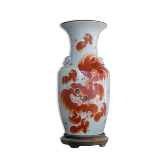 Balustre vase, White porcelain, late nineteenth century