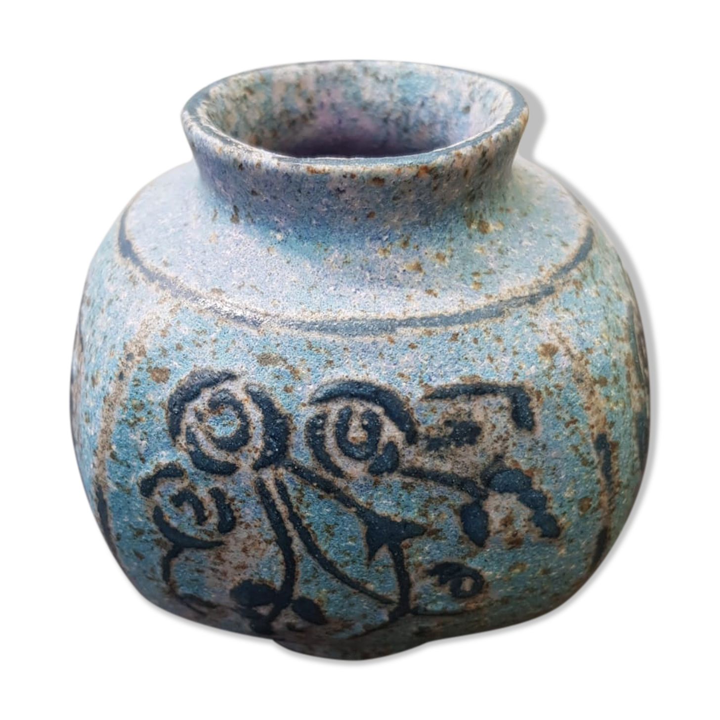 Old vase ball ceramic blue vintage floral décor