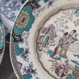 12 plates with large dish, Boch Frères Canton