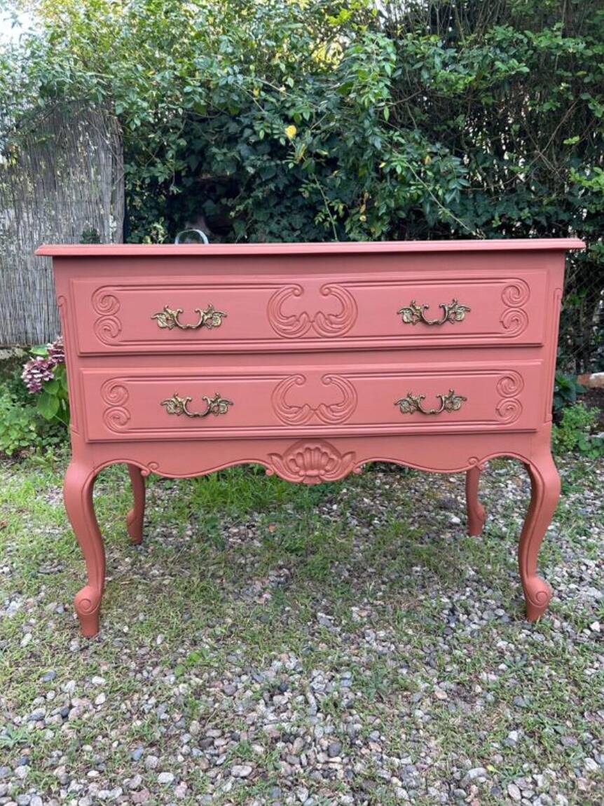 Louis XV chest of drawers