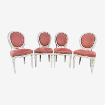 Suite de 4 chaises style Louis XVI médaillon