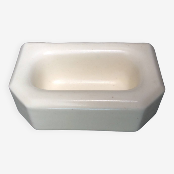 Art Deco soap dish