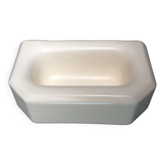 Art Deco soap dish