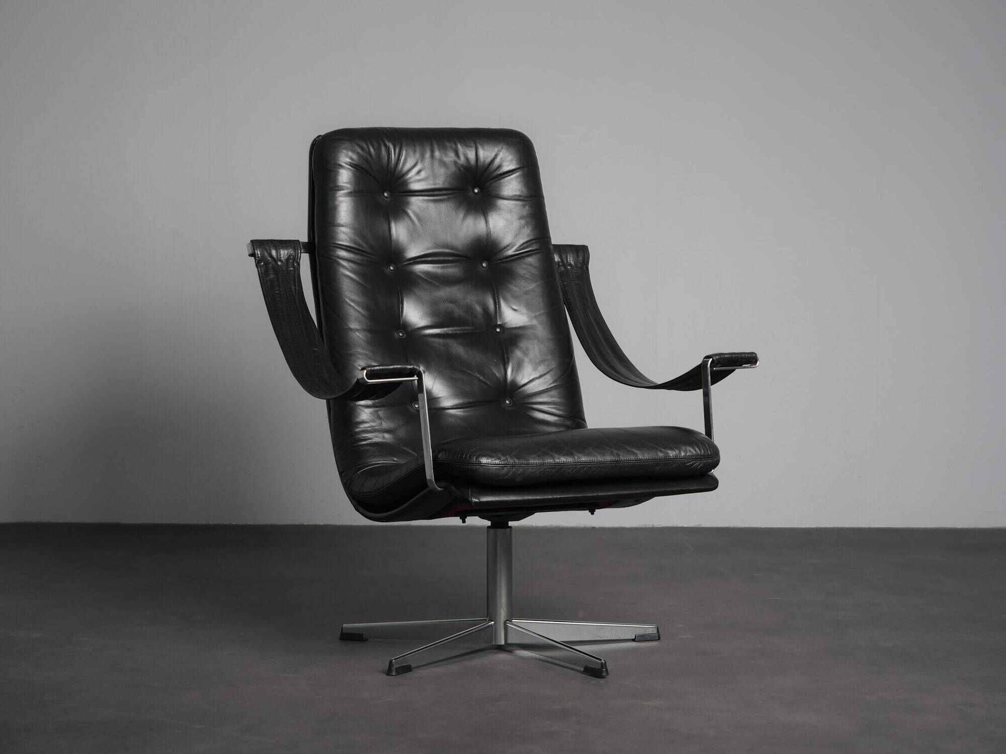 Modernist Black Leather Swivel Lounge Chair, Netherlands, 1960s