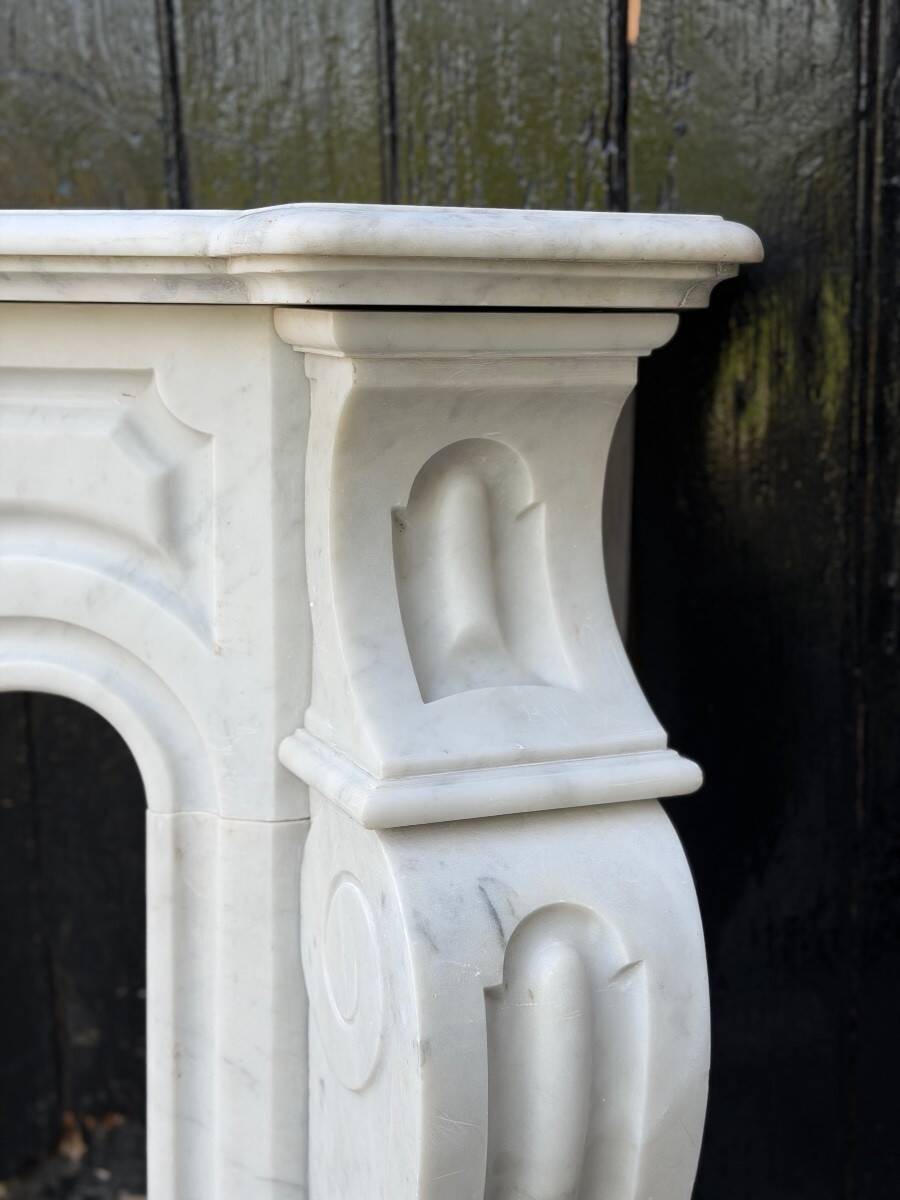 Napoleon III fireplace in white Carrara marble, circa 1880.