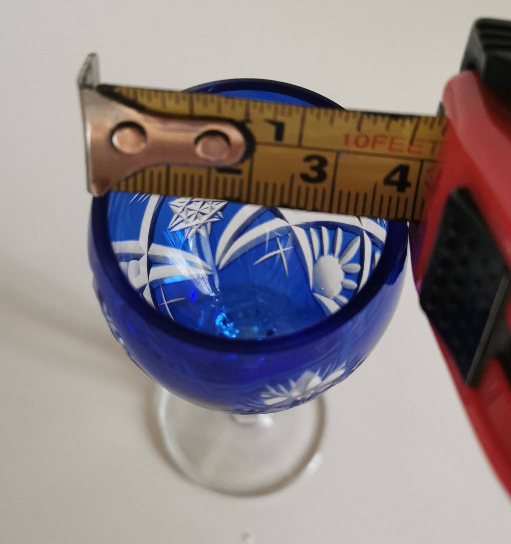 Carafe et 6 verres - verre taillé
