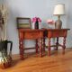 Paire de tables de chevet vintage classique