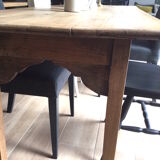 Farm table