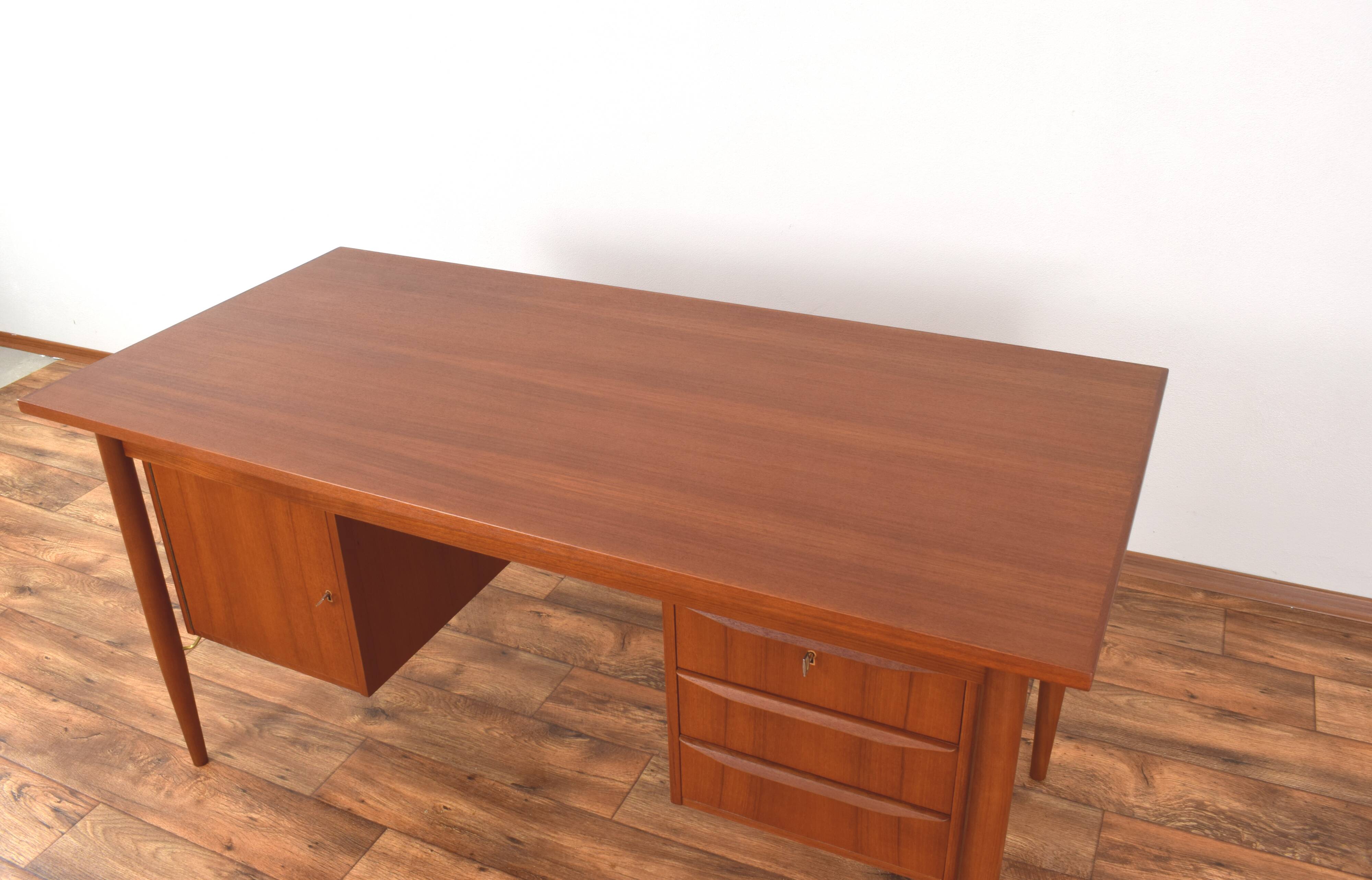 Mid-Century Danish Teak Desk by Gunnar Nielsen for Tibergaard, 1960s.