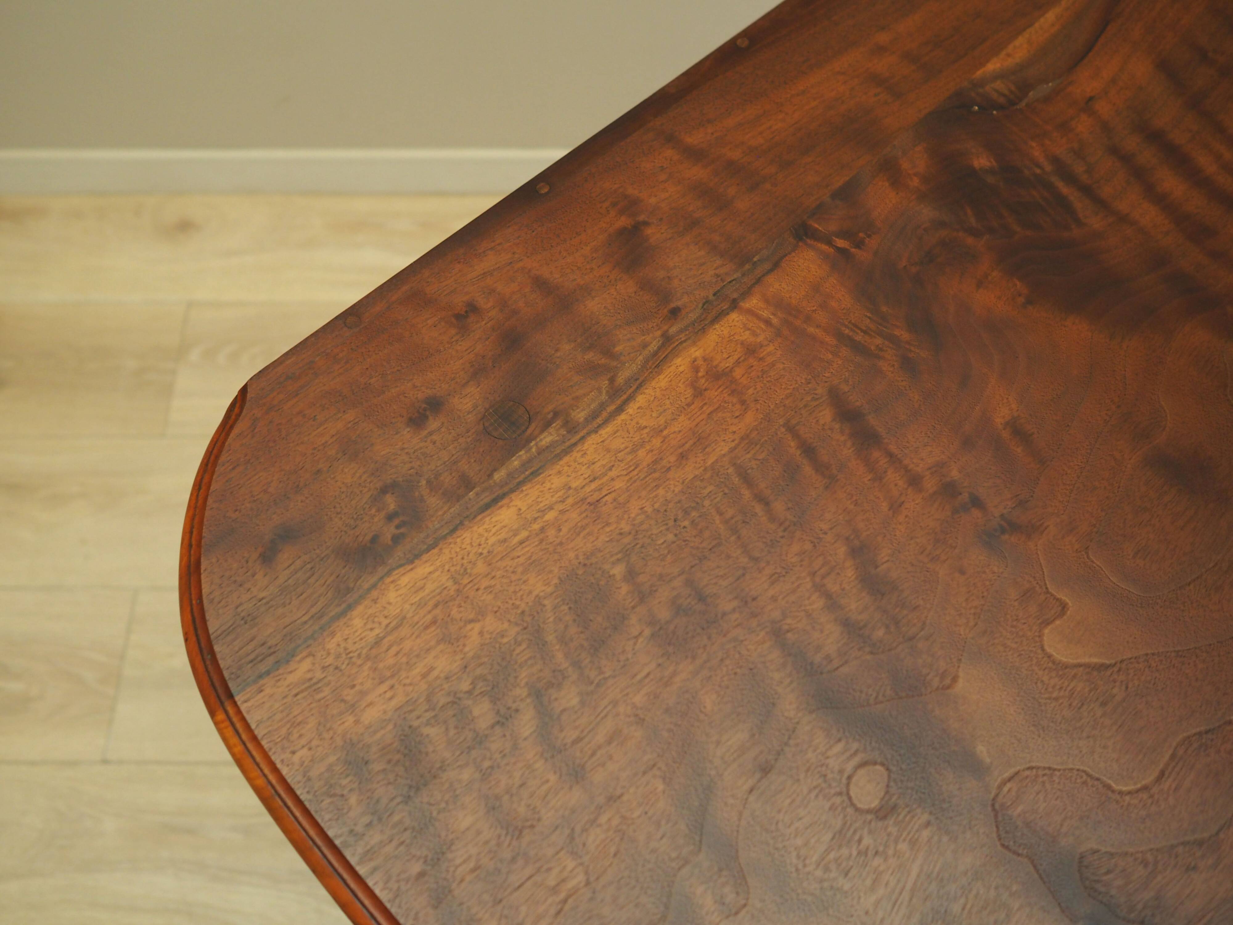 Commode, design italien, années 1960, production : Italie