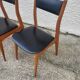 Série de 4 chaises scandinaves en skaï et bois, années 1960