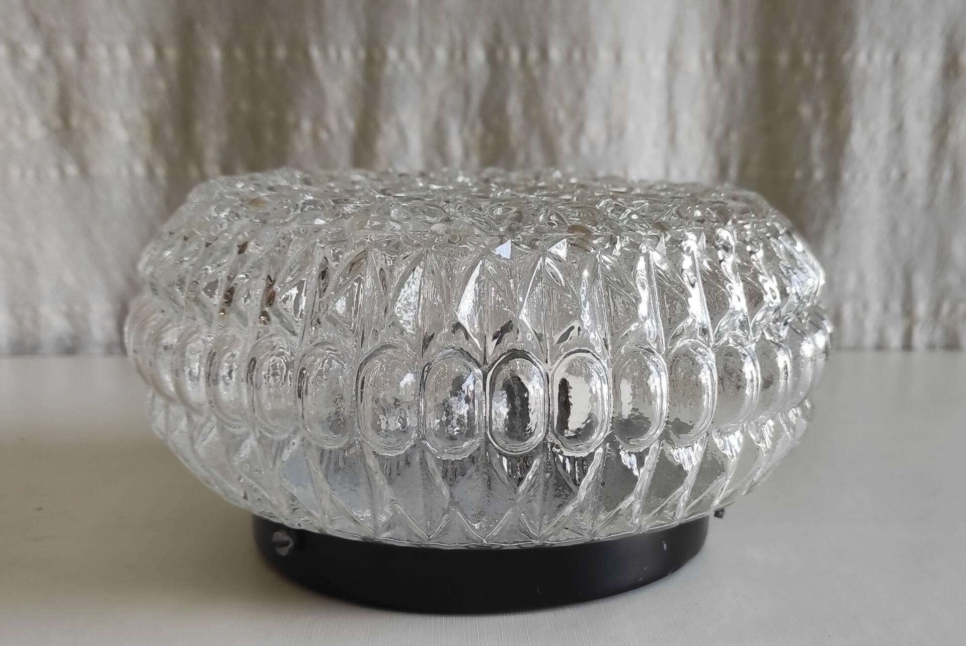 Ceiling light or wall sconce in moulded floral glass - 70s
