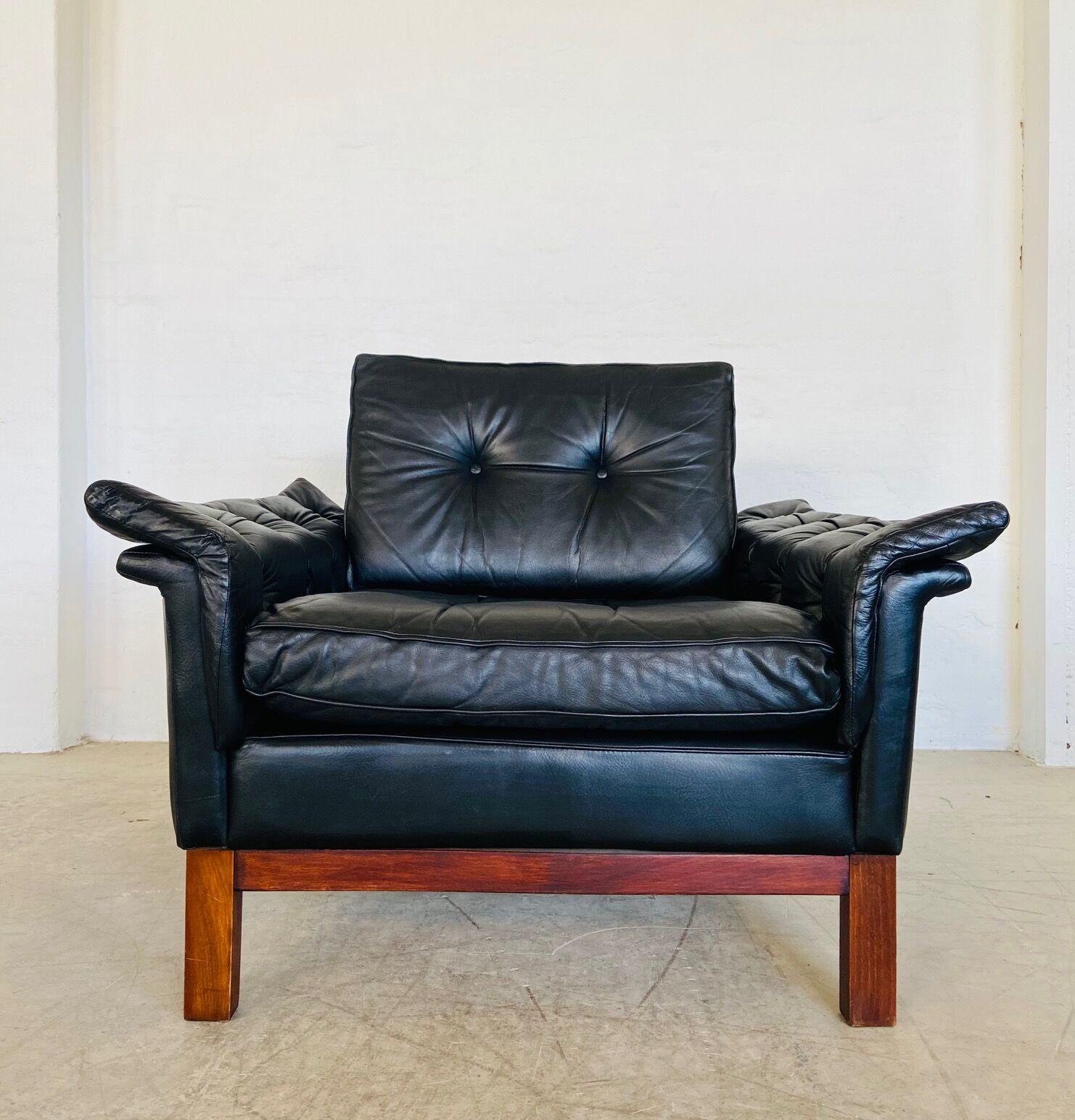 Vintage Danish mid-century black leather armchair – 1970s