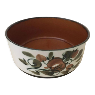 Porcelain salad bowl/vegetable bowl stamped Boch la Louvière, Belgium, Argenteuil model (1970s)