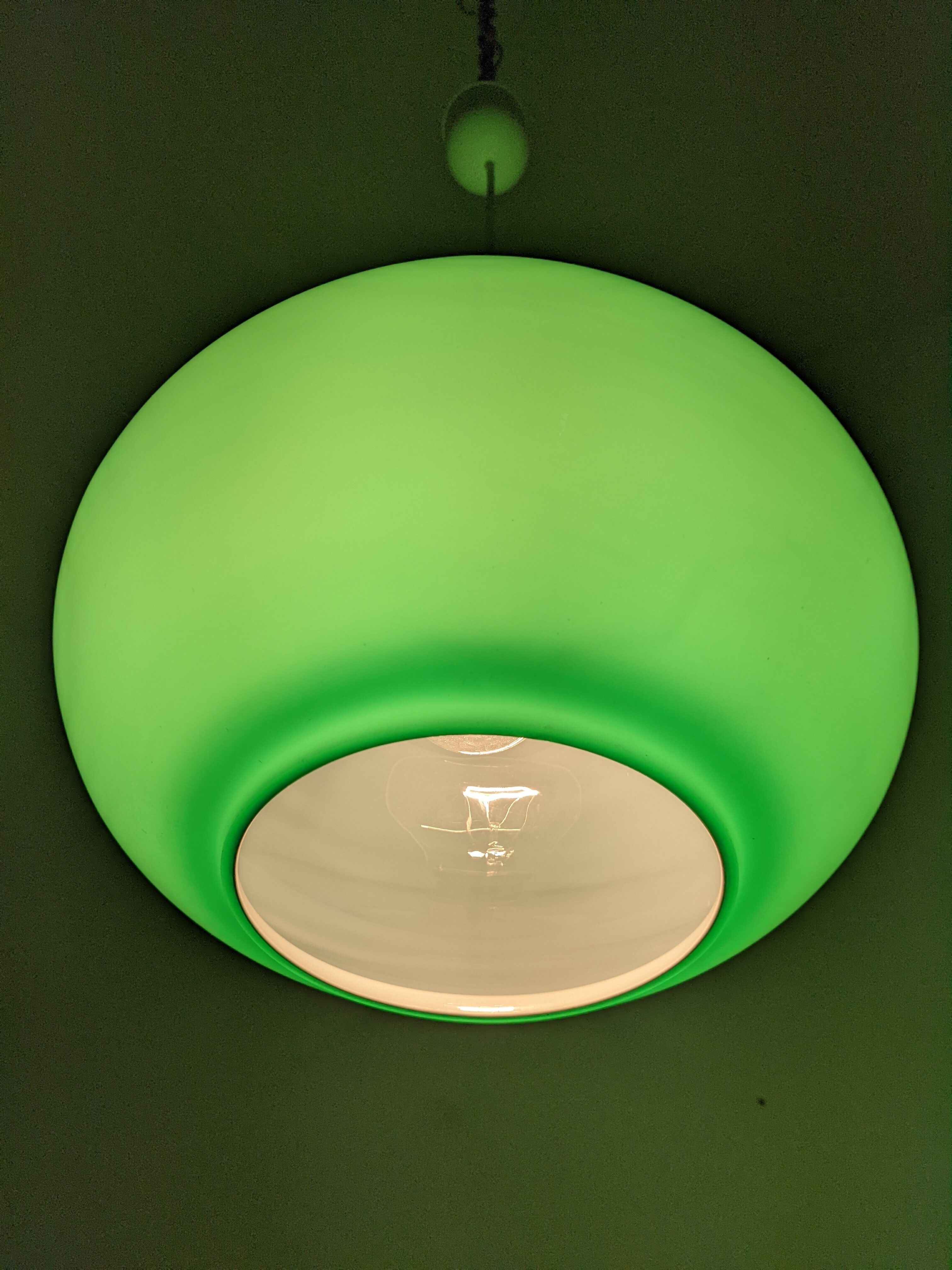 Green opaline suspension from the 60s/70s