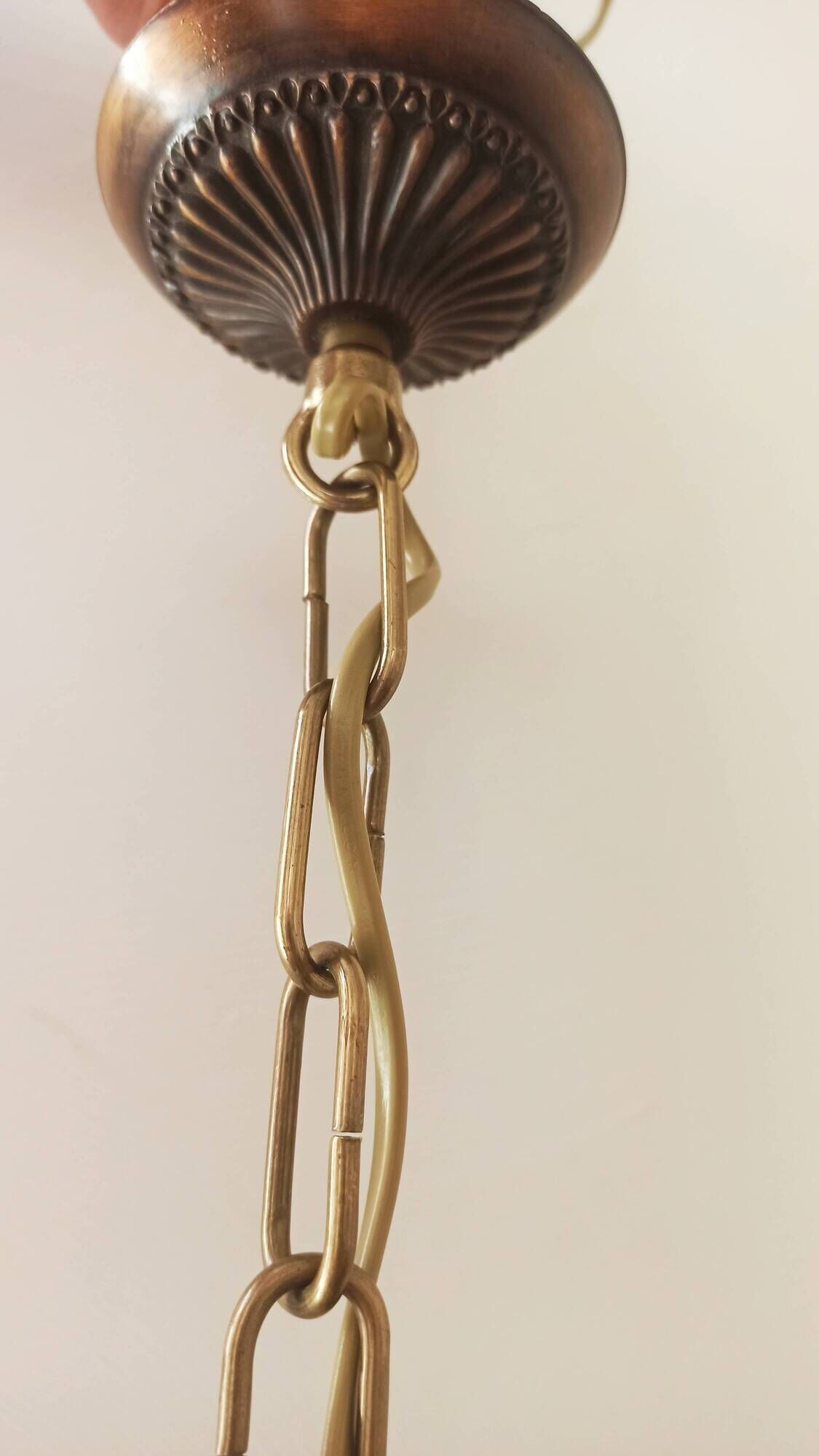 Chandelier, brass suspension and white opal.
