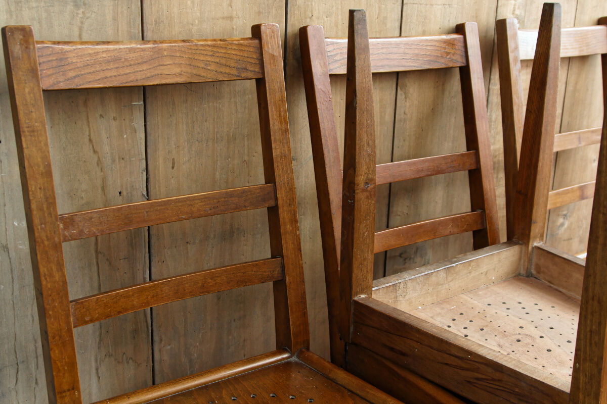 Set of 4 chairs period Reconstruction, solid wood