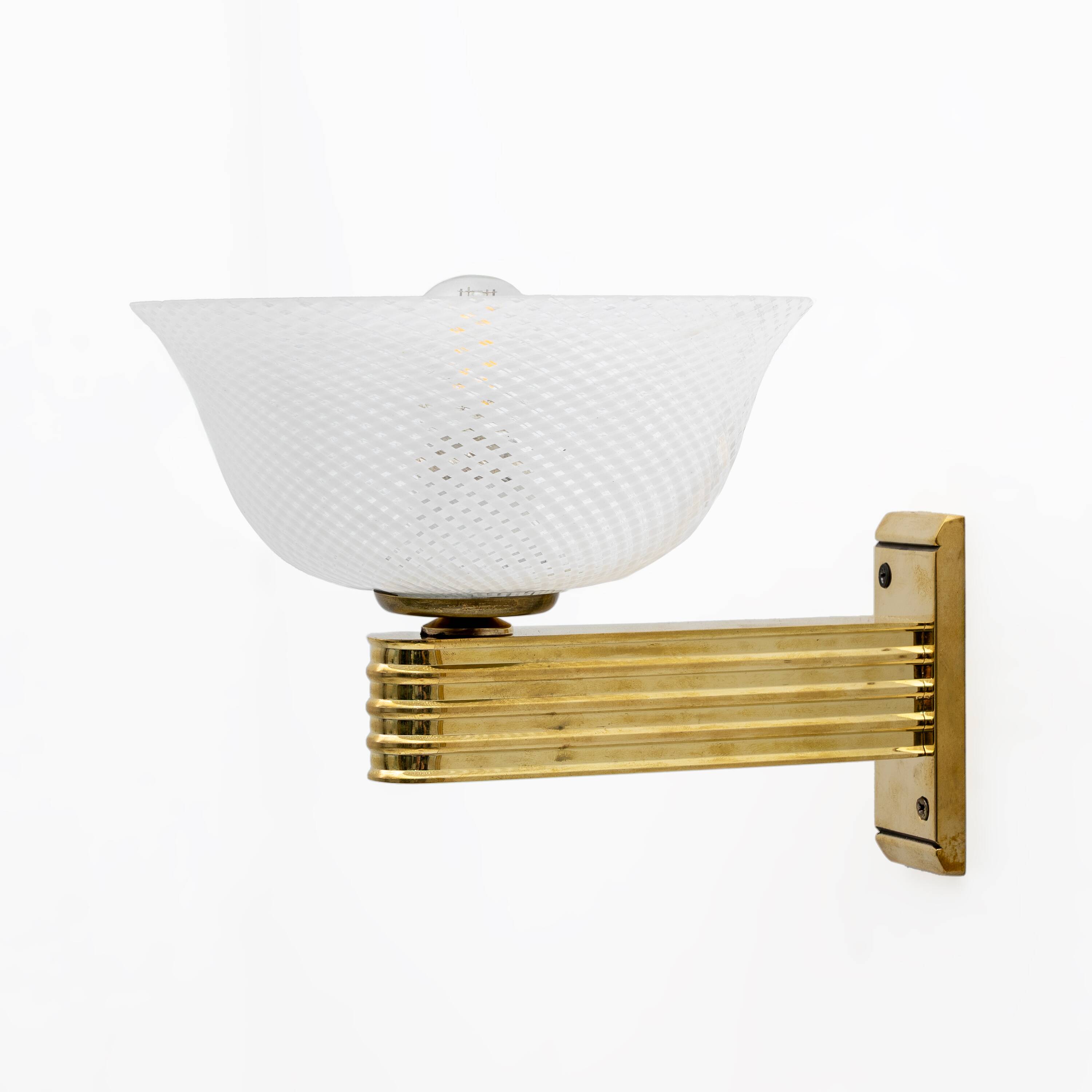 Carlo Scarpa Brass and "Reticello" Murano Glass Sconces for Venini, Pair
