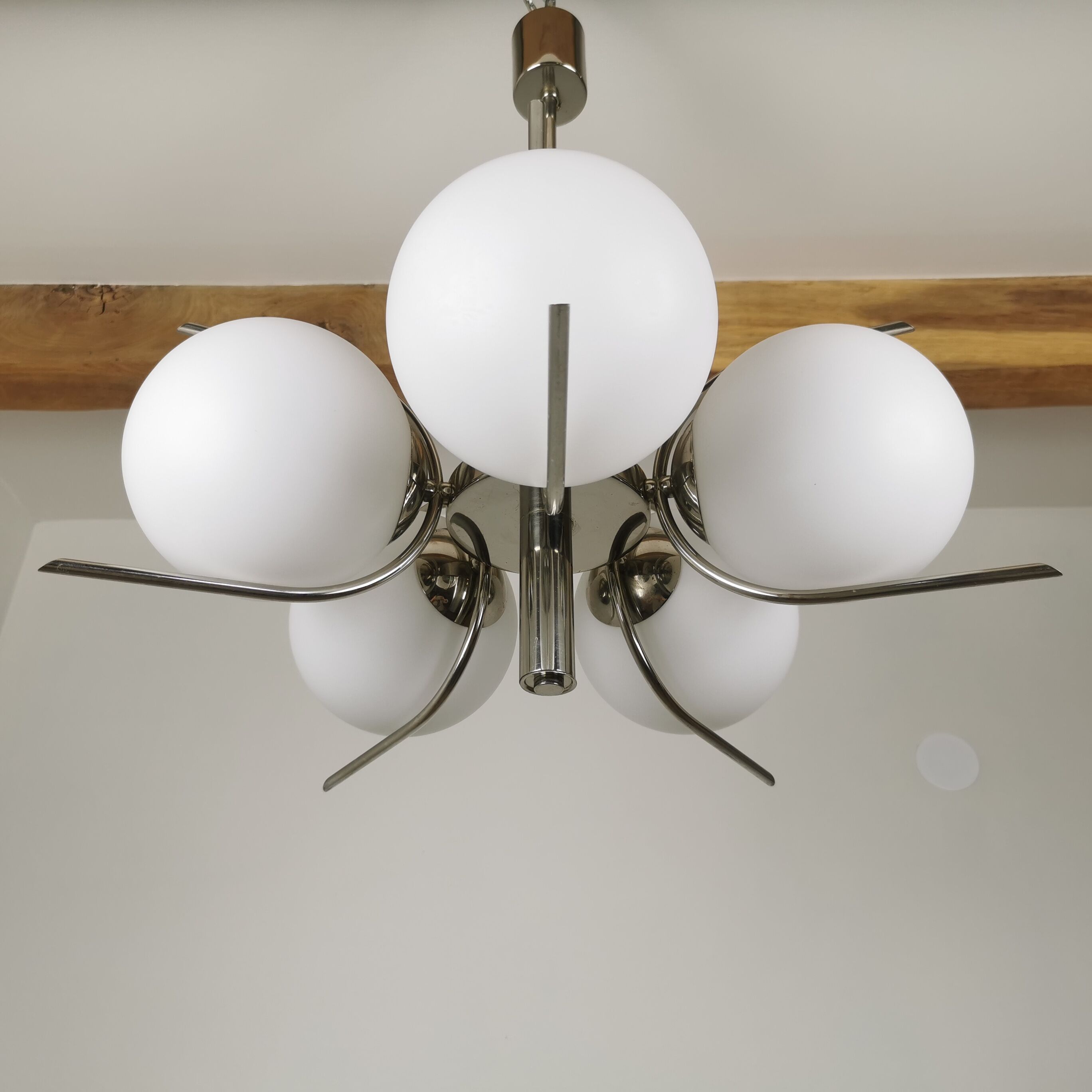 Chandelier chrome and opaline 70