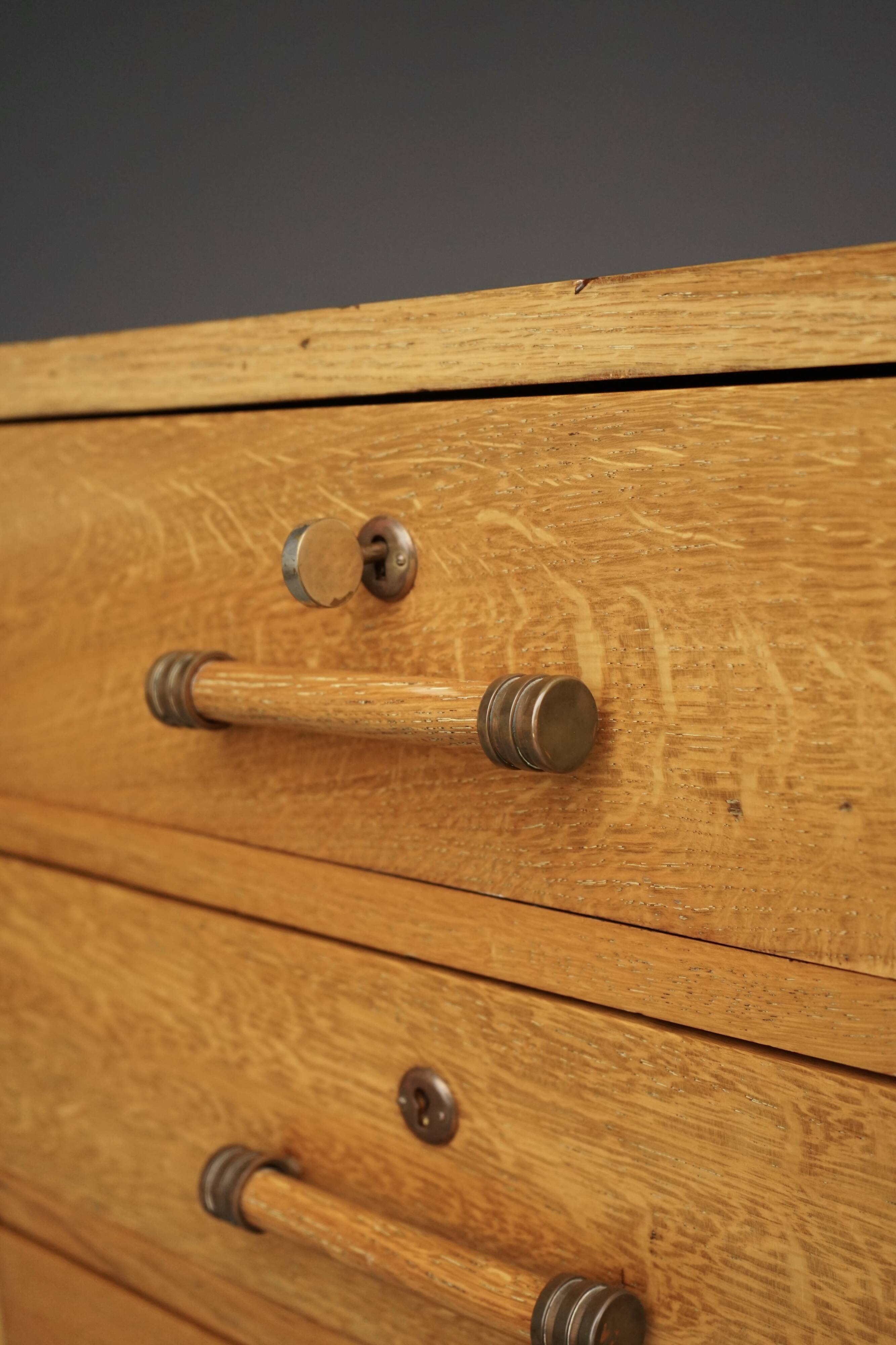 Exceptional Art Deco freestanding Desk. French 1930s