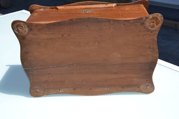 Ancien coffret peint/boîte à ouvrages/bijoux monogrammé CL