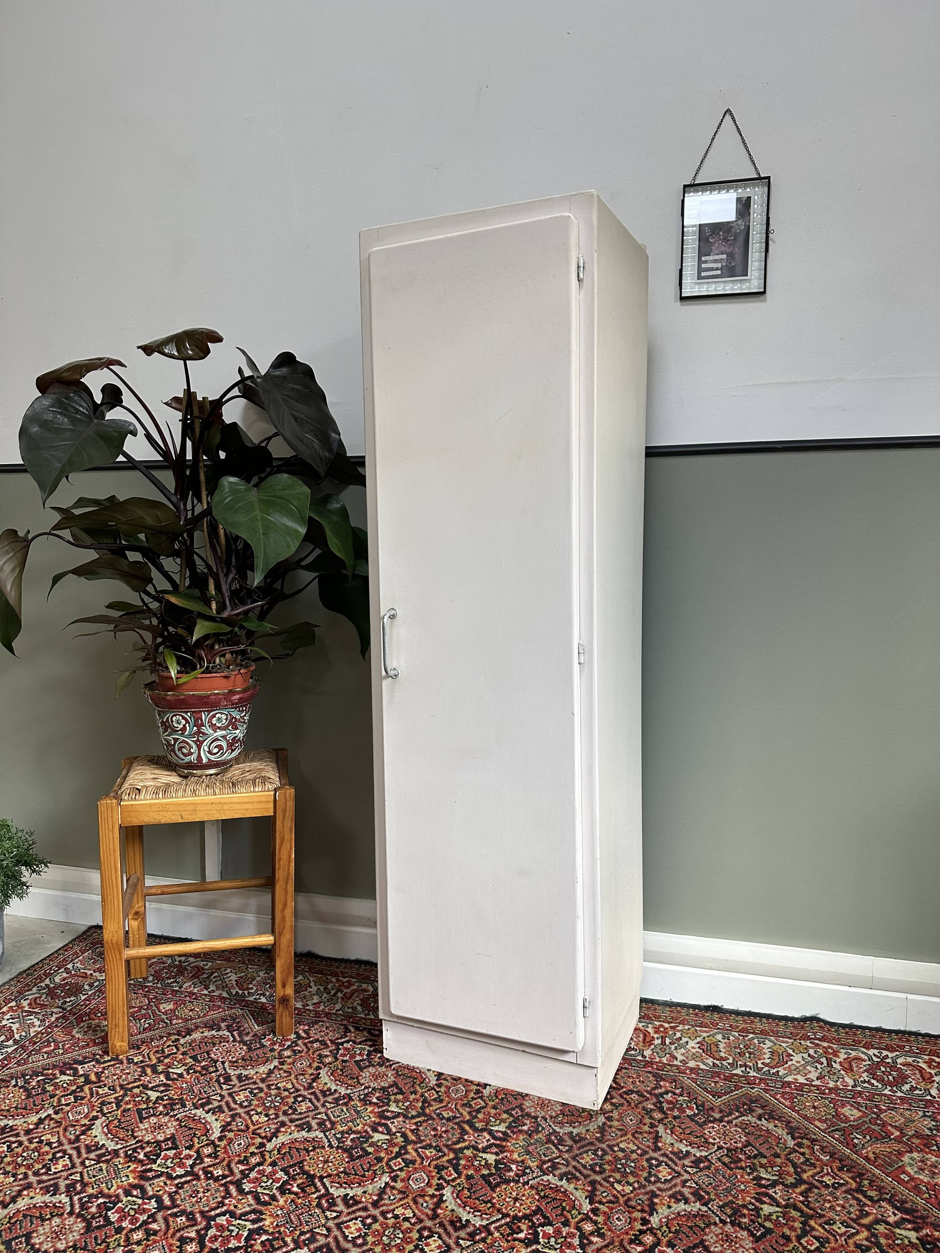 Parisian closet / wardrobe