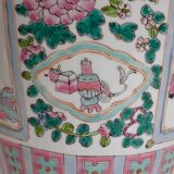 Porcelain vase, China – XXth