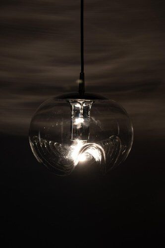 Suspension Wave de Peill & Putzler