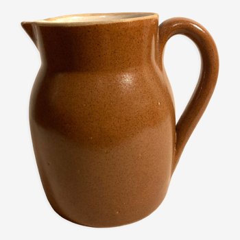 Pitcher in sandstone