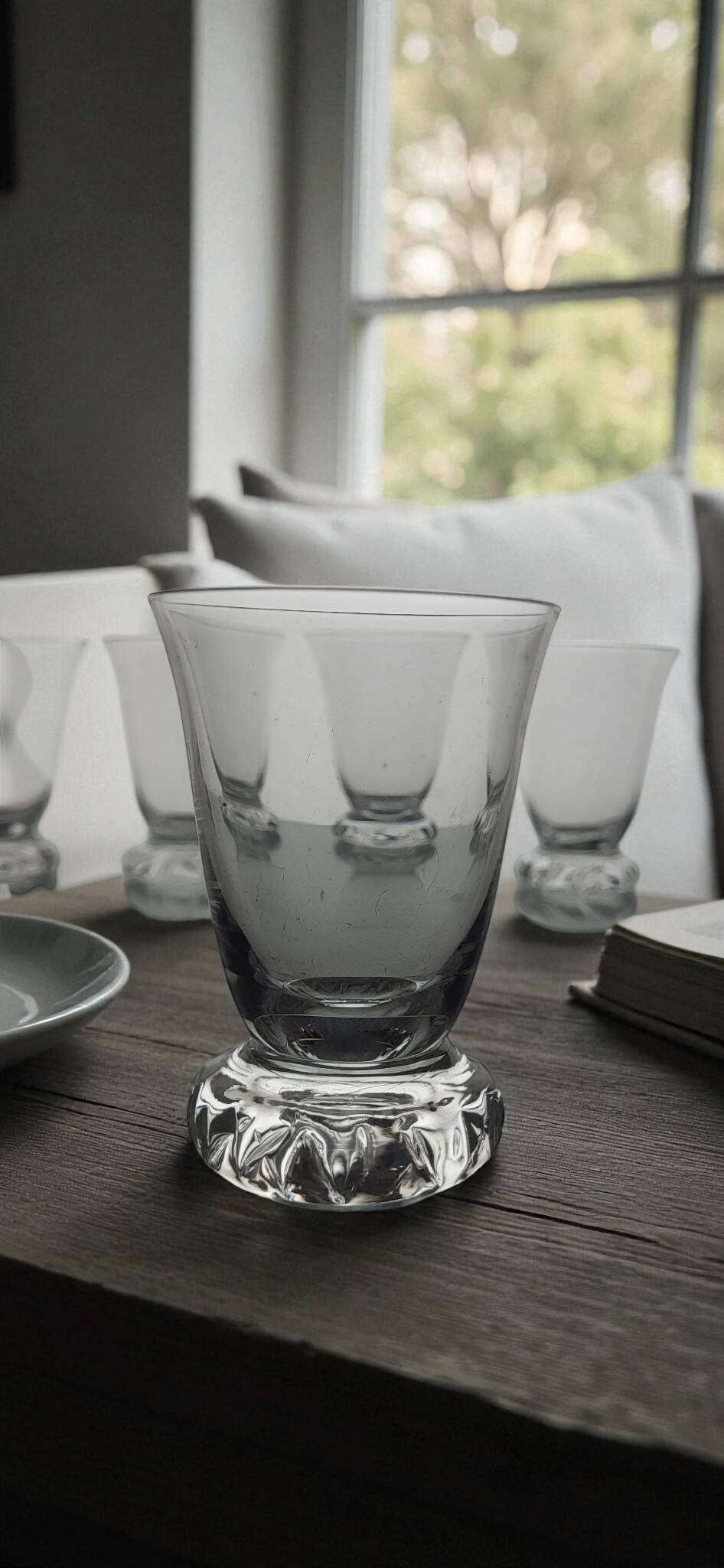 5 Daum Kim crystal glasses