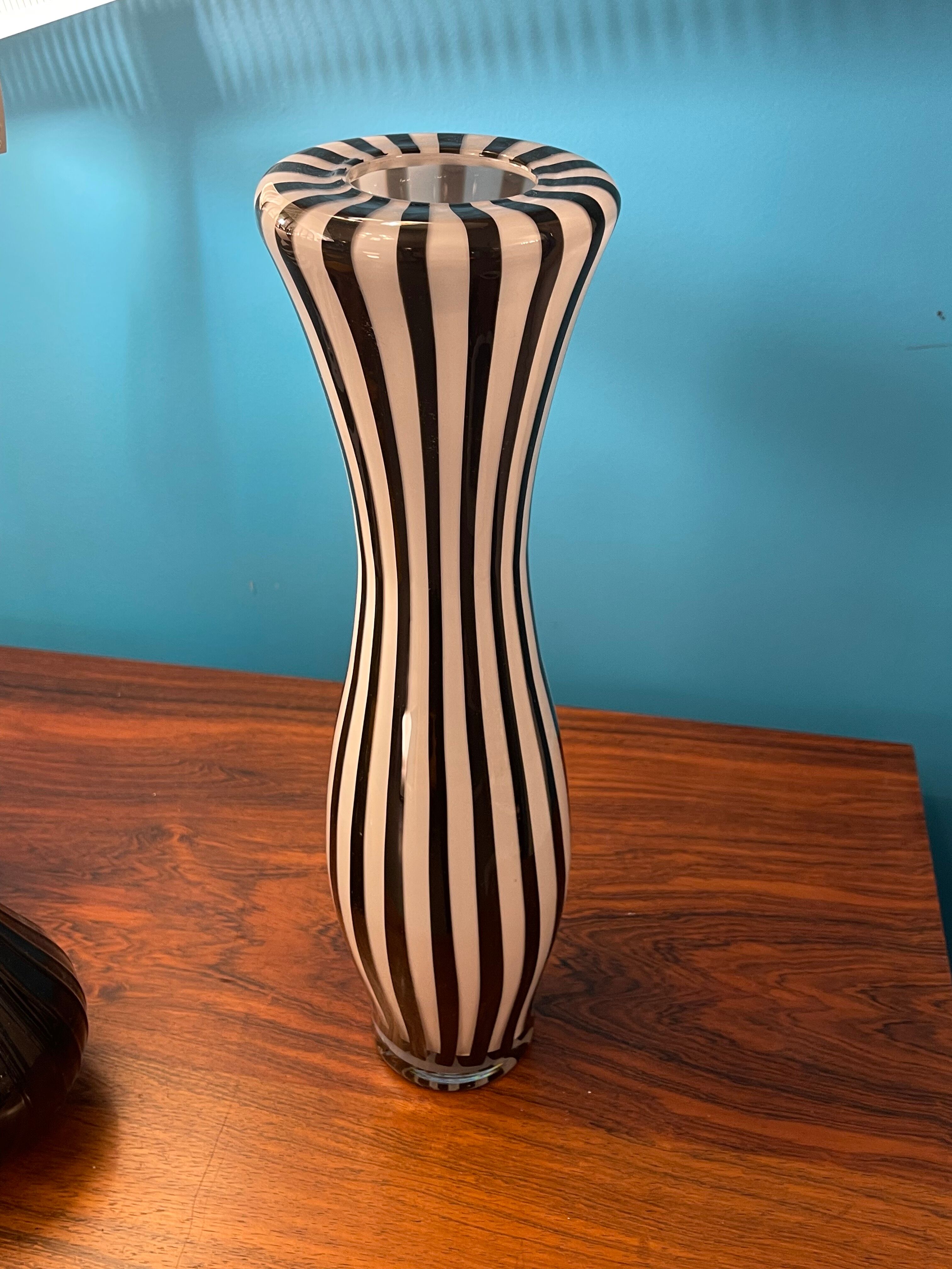Leonardo zebra vase