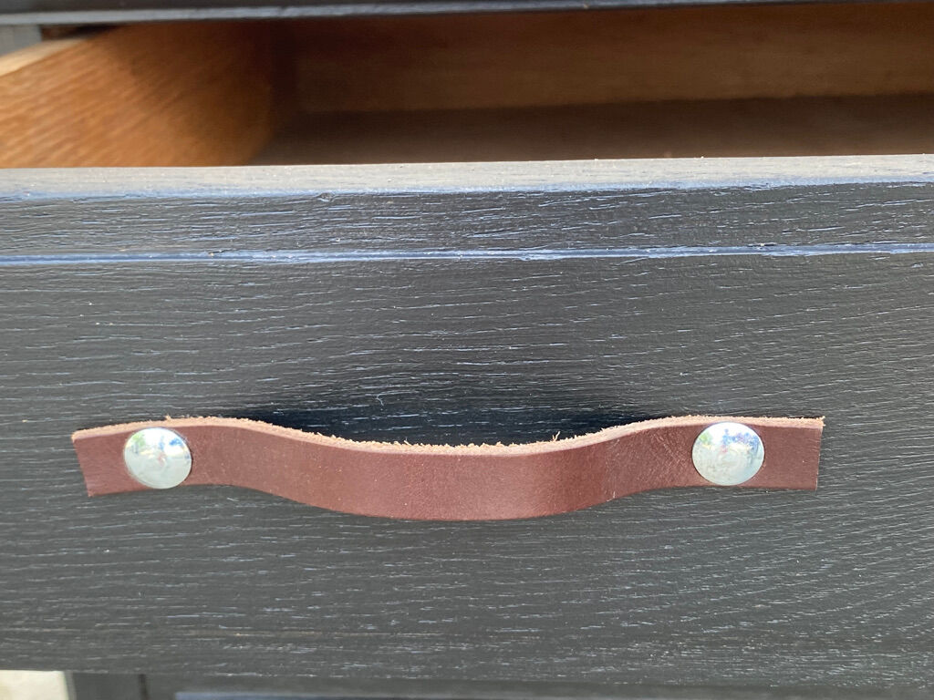 Drawer trade cabinet