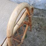 Chevet en rotin avec porte revues
