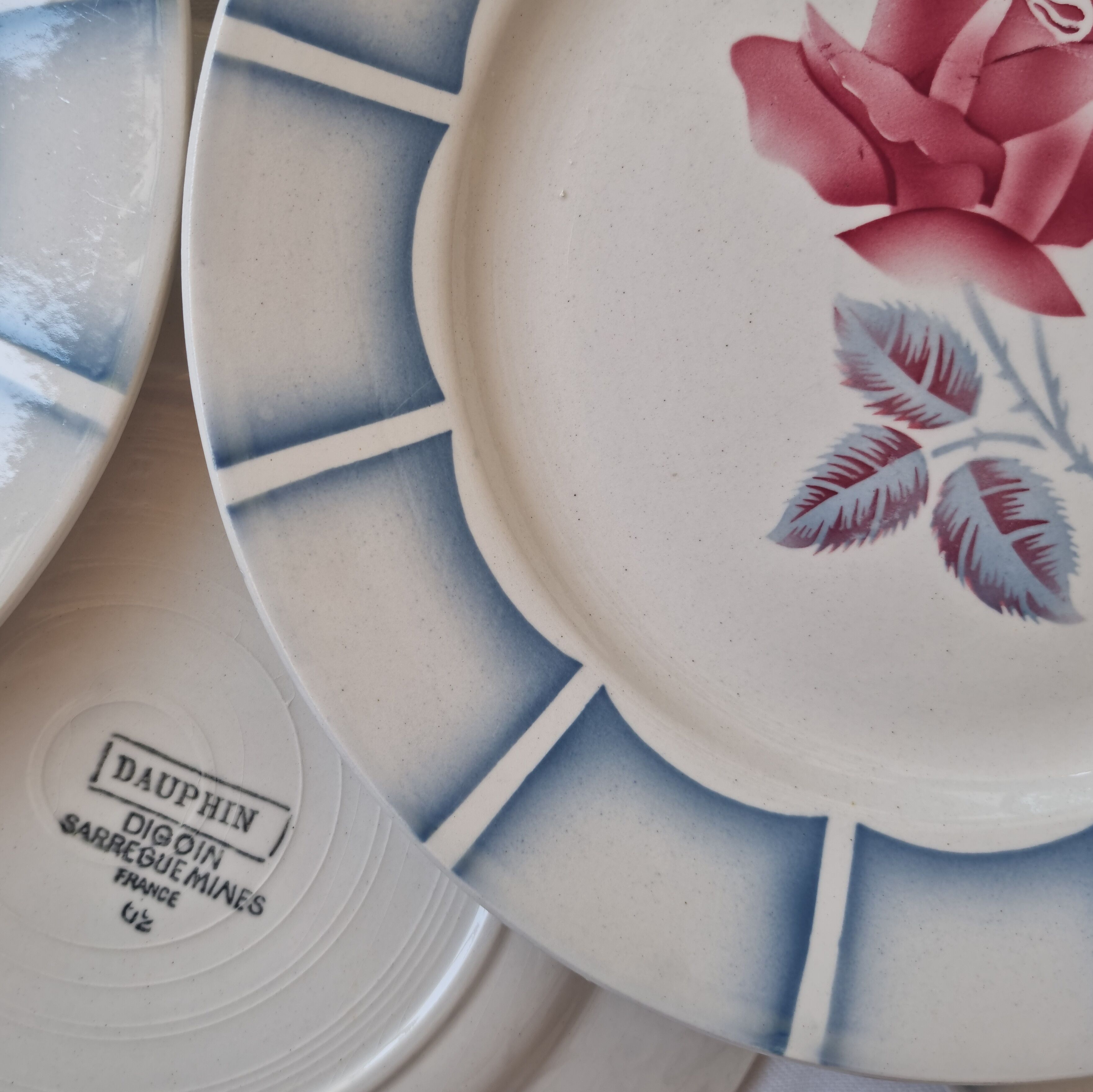 Set of 6 flat plates Dauphin de Digoin