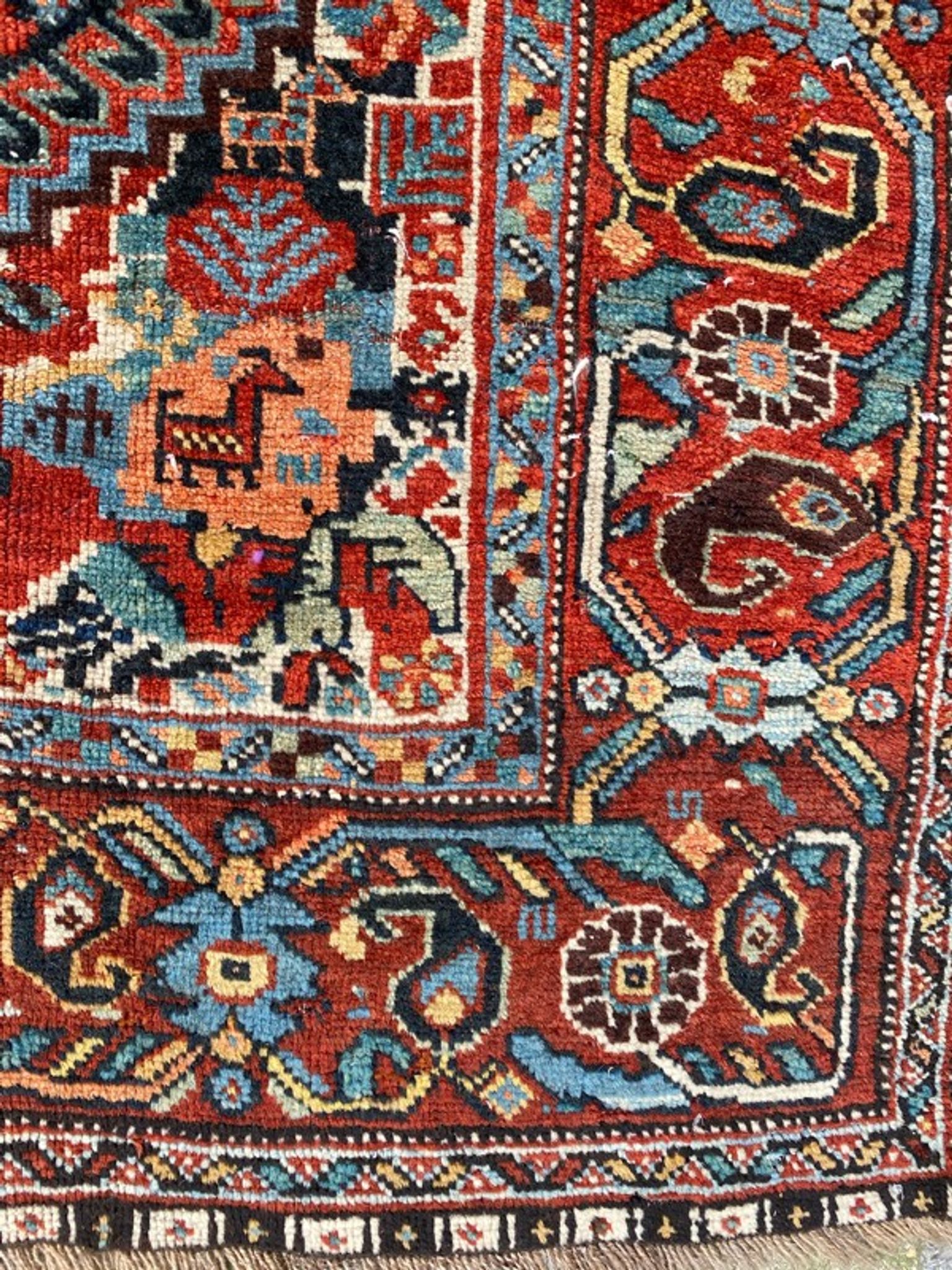 Ancient persian ghashghai carpet 130x182 cm