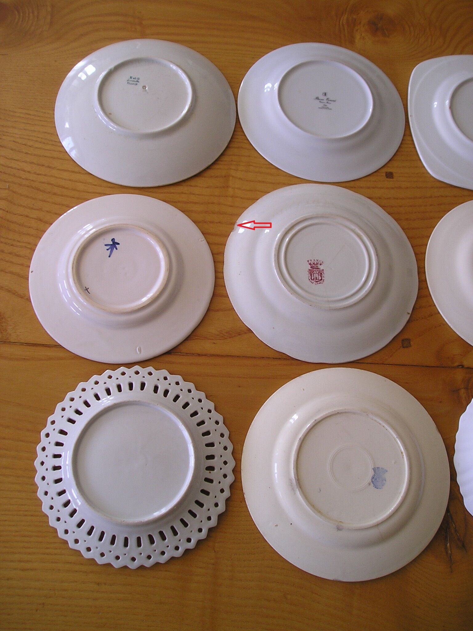 Set of 12 different dessert plates