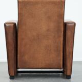 Comfortable and adjustable sheepskin relax armchair with a sleek design